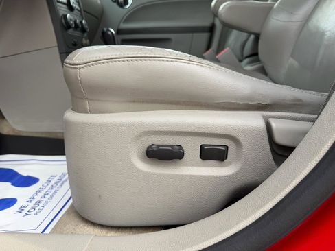 Used 2011 Chevrolet HHR LT w/ LT Preferred Equipment Group image 15