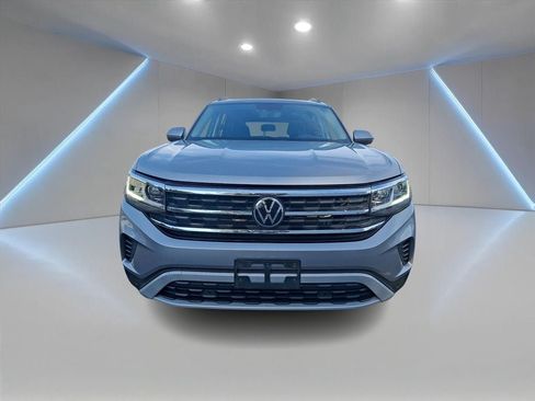 Used 2023 Volkswagen Atlas SE w/ Panoramic Sunroof Package AWD/4WD image 2