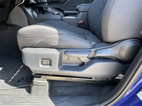 Certified 2025 Toyota Tacoma SR5 image 26