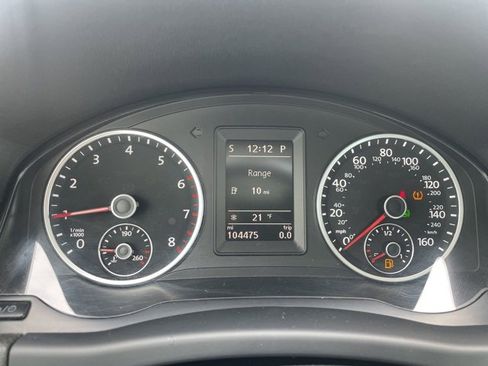 Used 2016 Volkswagen Tiguan SE image 21