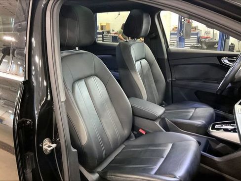 Used 2023 Audi Q4 e-tron Premium w/ Convenience Package AWD/4WD image 7