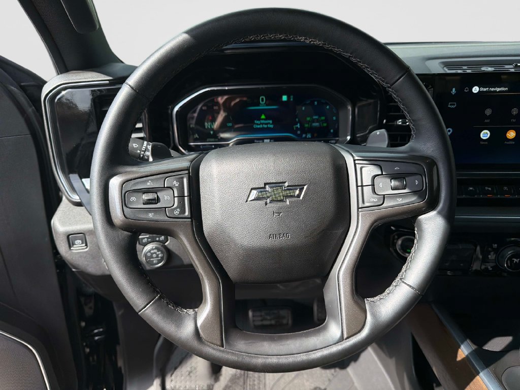 Used 2025 Chevrolet Silverado 1500 High Country w/ High Country Premium Package AWD/4WD image 31