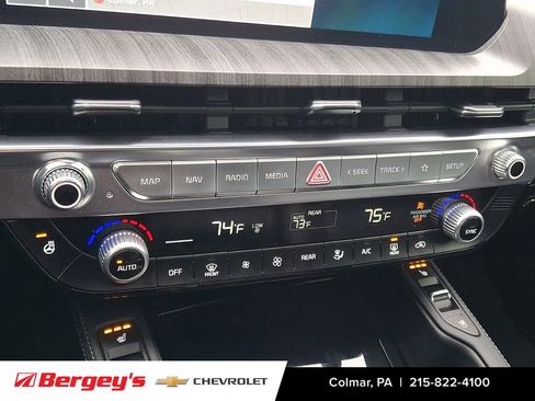 Used 2024 Kia Telluride SX Prestige w/ Towing Package AWD/4WD image 20