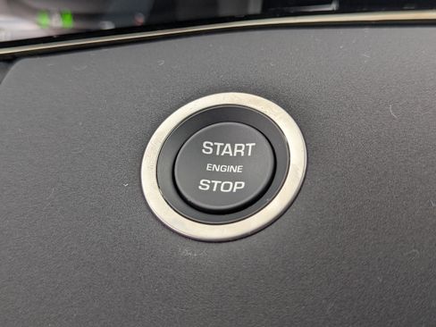 New 2026 Land Rover Range Rover Evoque Dynamic SE image 31