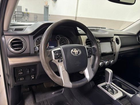 Used 2016 Toyota Tundra SR5 w/ SR5 Upgrade Package image 13