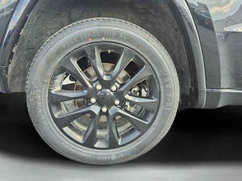Used 2017 Jeep Grand Cherokee Altitude AWD/4WD image 32