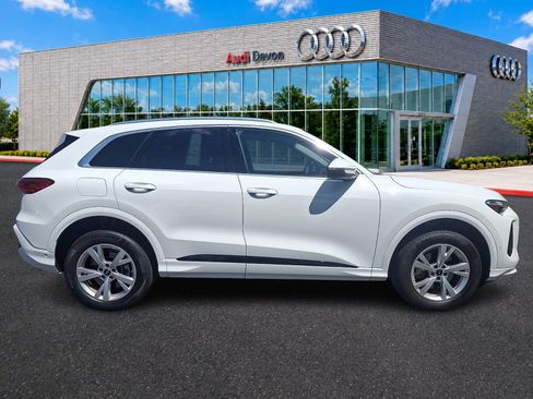 Used 2025 Audi Q5 Premium AWD/4WD image 7