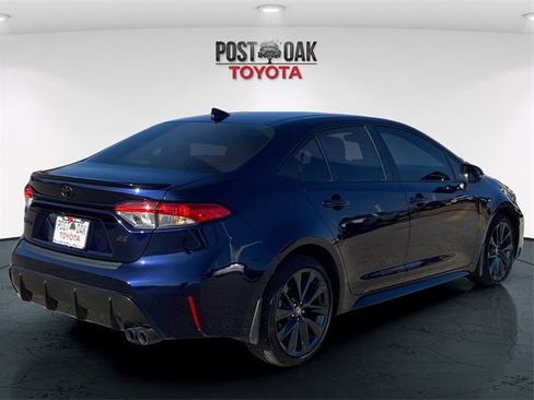 Used 2025 Toyota Corolla SE image 7