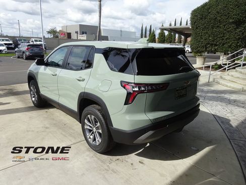 New 2026 Chevrolet Equinox LT w/ Convenience Package II image 6