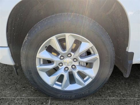 Used 2022 Chevrolet Silverado 1500 Custom image 14