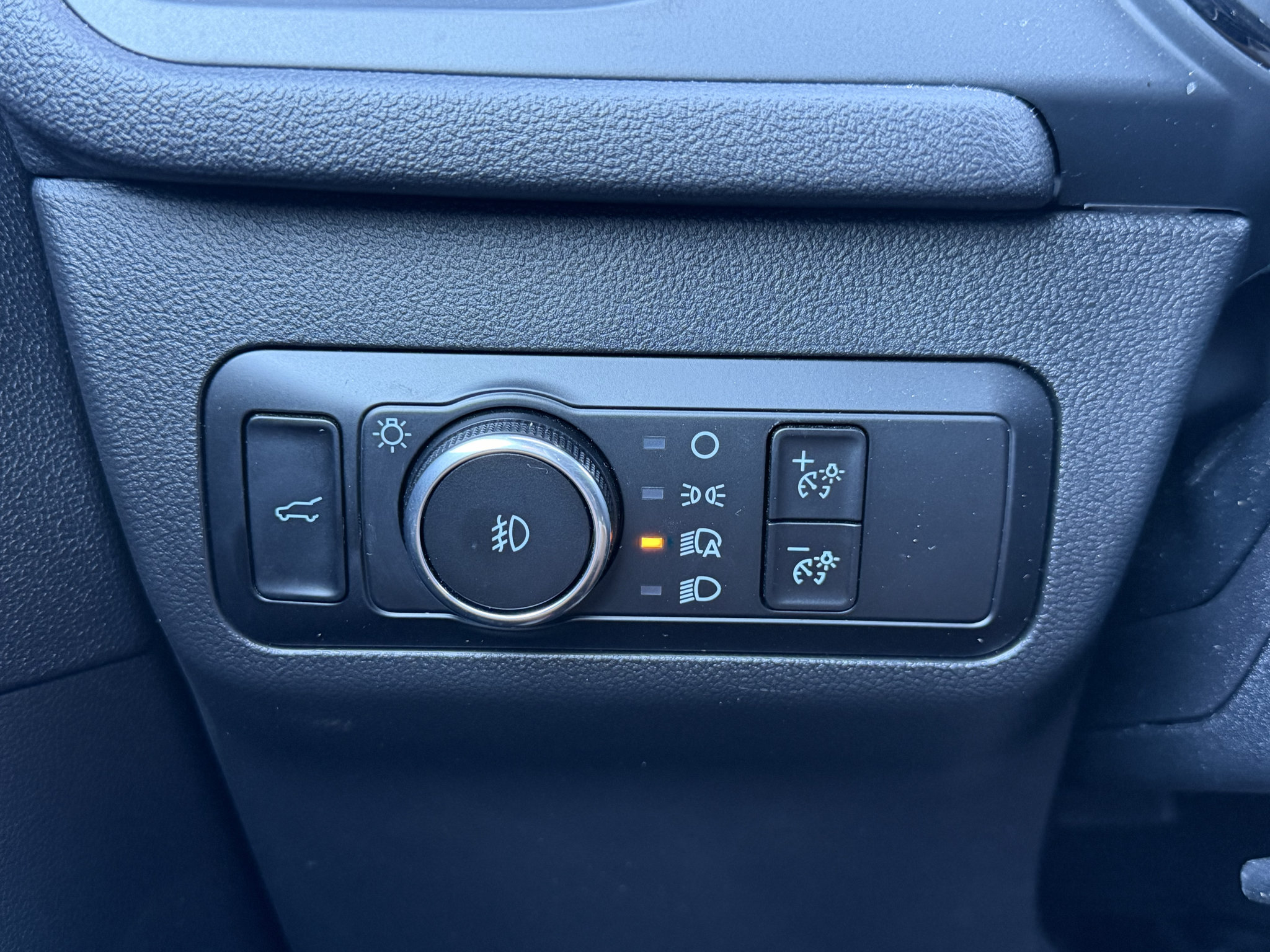 Used 2025 Ford Escape ST-Line Select AWD/4WD image 22