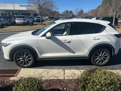 Used 2020 MAZDA CX-5 Grand Touring image 2