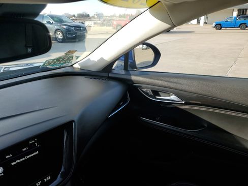 Certified 2022 Buick Envision Preferred image 11