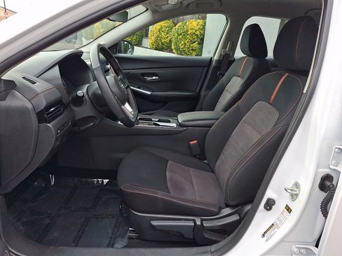 Certified 2023 Nissan Sentra SR w/ Electronics Package image 15