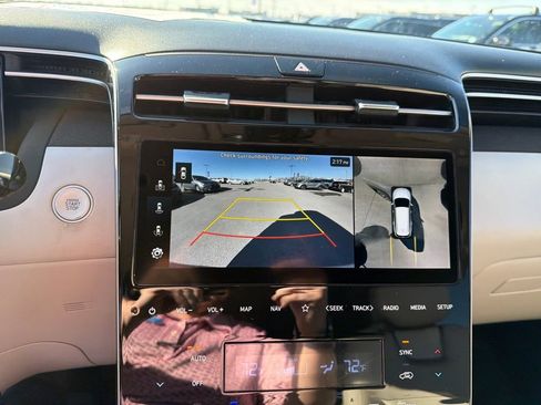 Used 2024 Hyundai Tucson Limited image 22