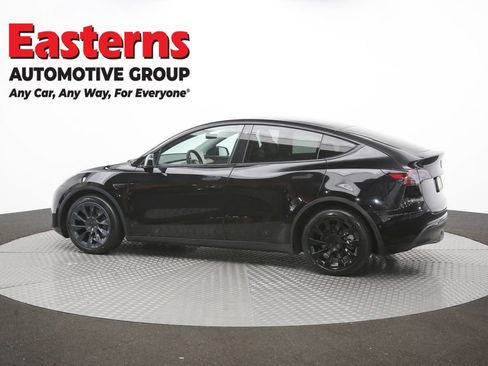 Used 2022 Tesla Model Y Long Range AWD/4WD image 55