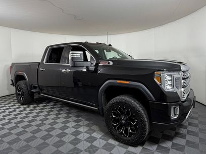Used 2021 GMC Sierra 2500 Denali w/ Denali Black Diamond Edition