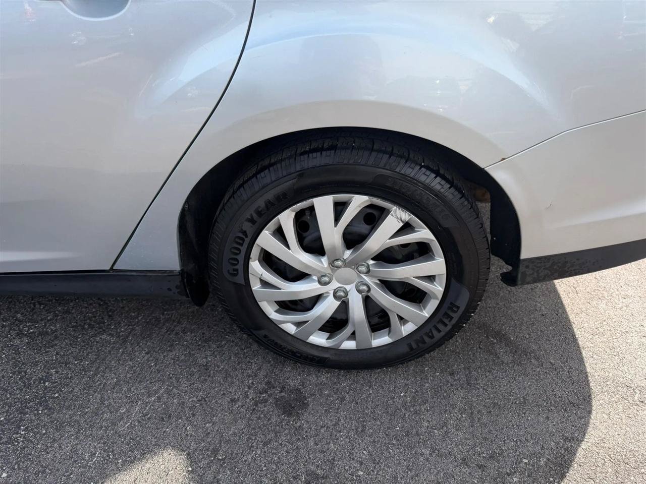 Used 2012 Ford Focus SE FWD image 34