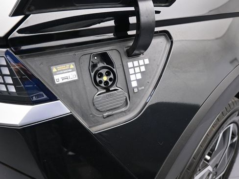 Used 2024 Hyundai Ioniq 5 SEL image 45