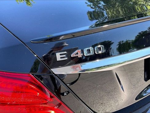 Used 2018 Mercedes-Benz E 400 4MATIC Sedan image 32