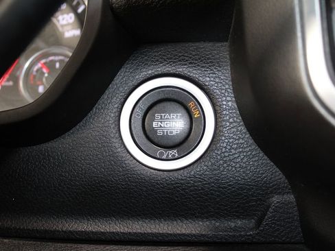 Used 2022 RAM 2500 Big Horn image 42