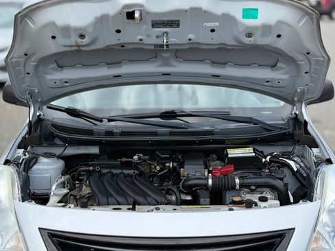 Used 2014 Nissan Versa S Plus FWD image 27