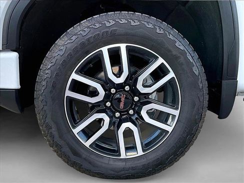 Certified 2025 GMC Sierra 1500 AT4 w/ AT4 Premium Package image 10