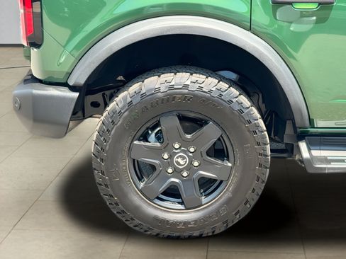 Used 2025 Ford Bronco Outer Banks AWD/4WD image 41