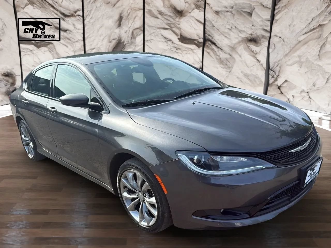 Used 2015 Chrysler 200 S w/ Comfort Group AWD/4WD image 3