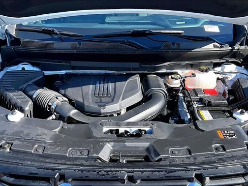 Used 2025 GMC Acadia Elevation image 31