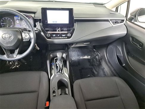 Used 2025 Toyota Corolla LE image 17