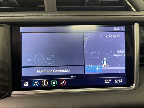 Used 2021 GMC Yukon Denali w/ Denali Premium Package image 29