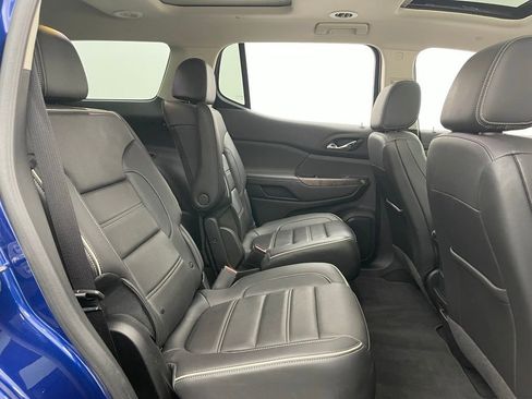 Used 2023 GMC Acadia Denali w/ Denali Ultimate Package FWD image 40