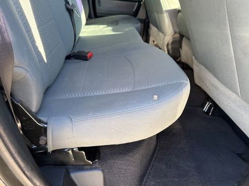 Used 2016 RAM 1500 Express image 17