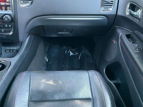 Used 2018 Dodge Durango R/T w/ Blacktop Package RWD image 31