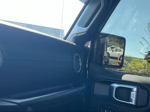 Used 2022 Jeep Wrangler Unlimited Rubicon 4xe w/ Cold Weather Group AWD/4WD image 19