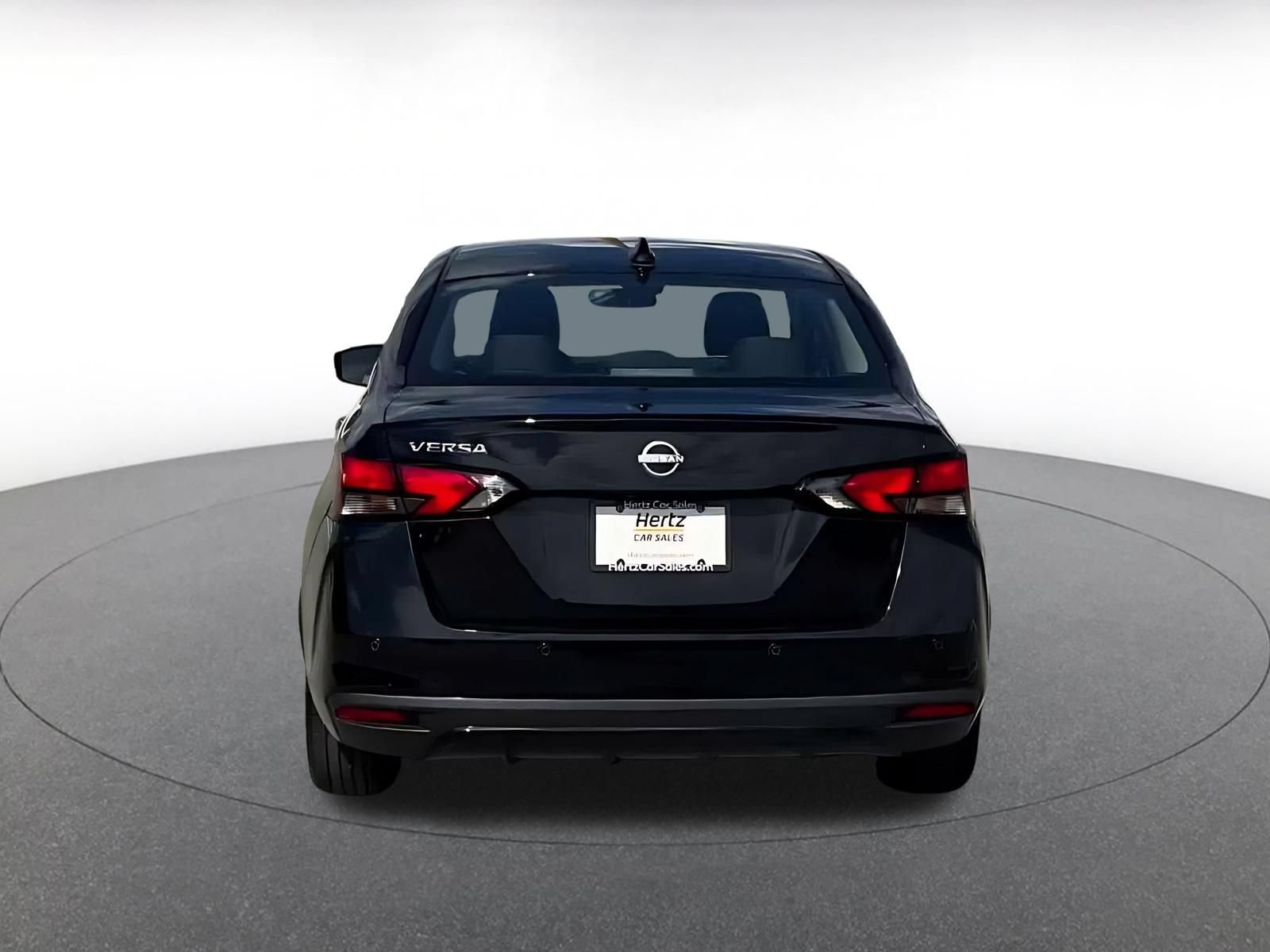 Used 2025 Nissan Versa SV FWD image 12