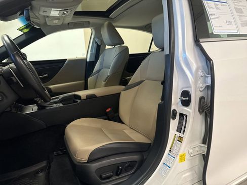 Used 2021 Lexus ES 250 w/ Premium Package AWD/4WD image 8