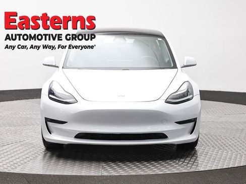 Used 2018 Tesla Model 3 Long Range image 2
