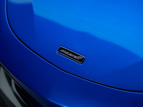 Used 2020 McLaren 600LT Spider RWD image 6