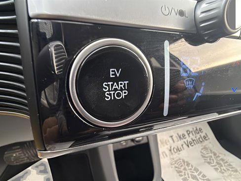 Used 2022 Hyundai Ioniq 5 SE w/ Cargo Package image 25