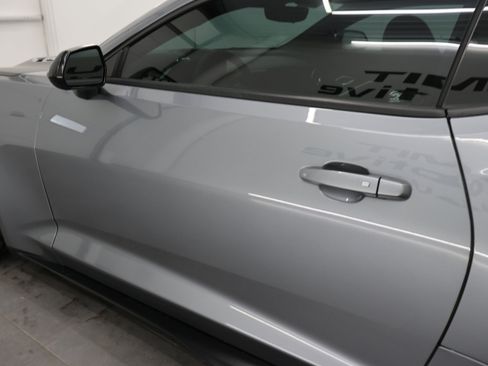Used 2021 Chevrolet Camaro ZL1 RWD image 33