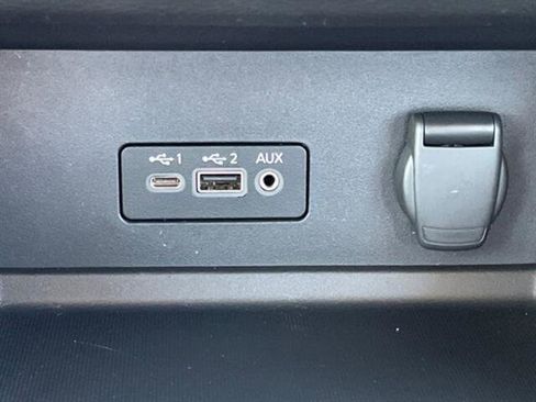 Used 2023 Nissan Sentra SV w/ Trunk Package image 22