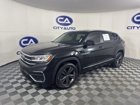 Used 2020 Volkswagen Atlas Cross Sport SE w/ Towing Package AWD/4WD image 7