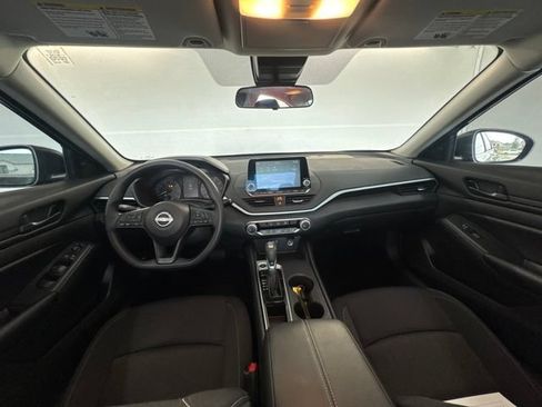 Certified 2025 Nissan Altima 2.5 S FWD image 14