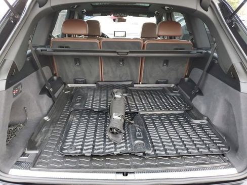 Used 2019 Audi Q7 3.0T Prestige w/ Prestige Package image 36