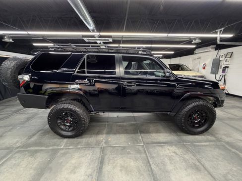 Used 2018 Toyota 4Runner TRD Pro image 8