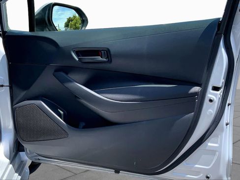 Used 2023 Toyota Corolla LE FWD image 21