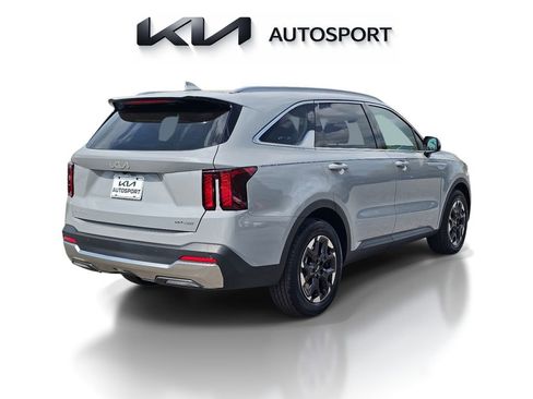 New 2026 Kia Sorento S FWD image 9