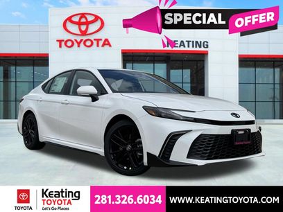 New 2026 Toyota Camry SE w/ Convenience Package